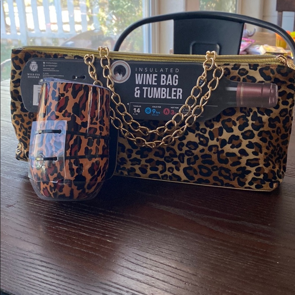 Leopard print Insulated wine bag and tumbler